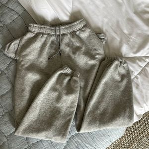 Iuui grey sweatpants